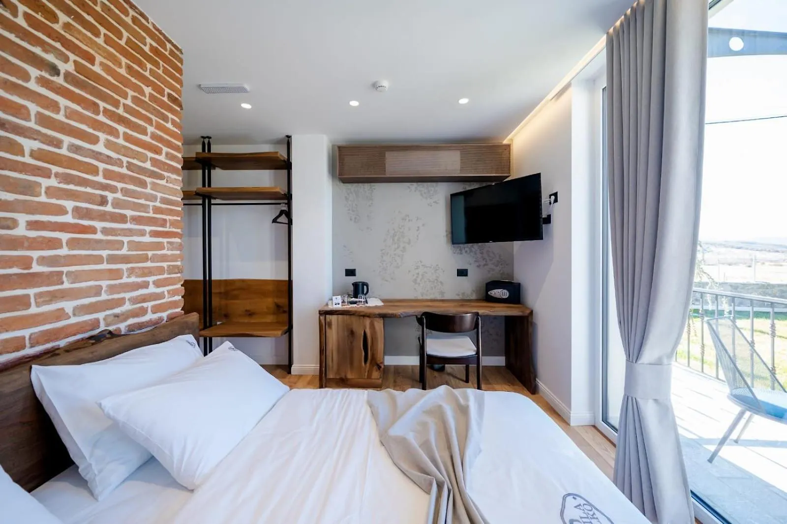 Otel Vila Melko Rooms Görice Arnavutluk